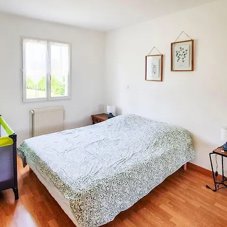 Maison Lapatou بيت للعطل